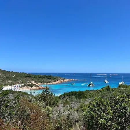 Valentina Costa Smeralda Vista Mar Cugnana Verde
